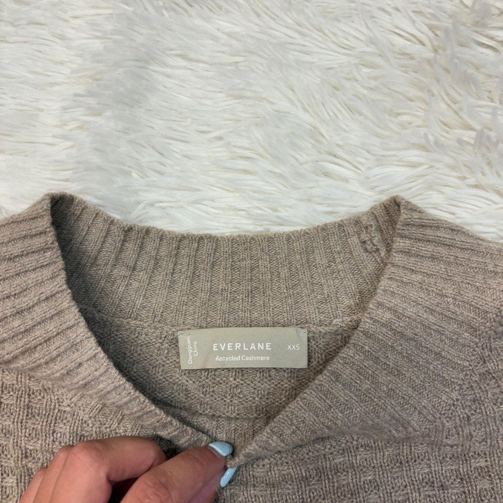 Everlane The Belgian-Waffle Recycled Cashmere Pocket Pullover Sweater Tan Cream - Picture 3 of 7